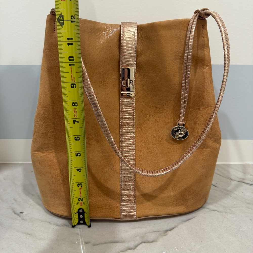 Brahmin Unique Tan Hobo Bucket Bag Metallic Trim With Authentication Card - Picture 4 of 16